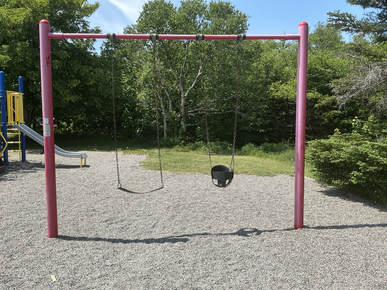 swings at Doheney Place Playground