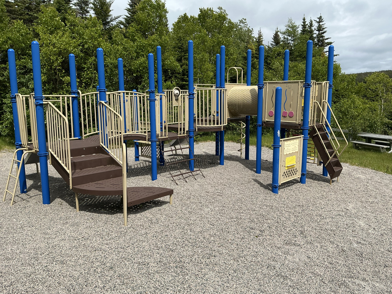 Playground structure